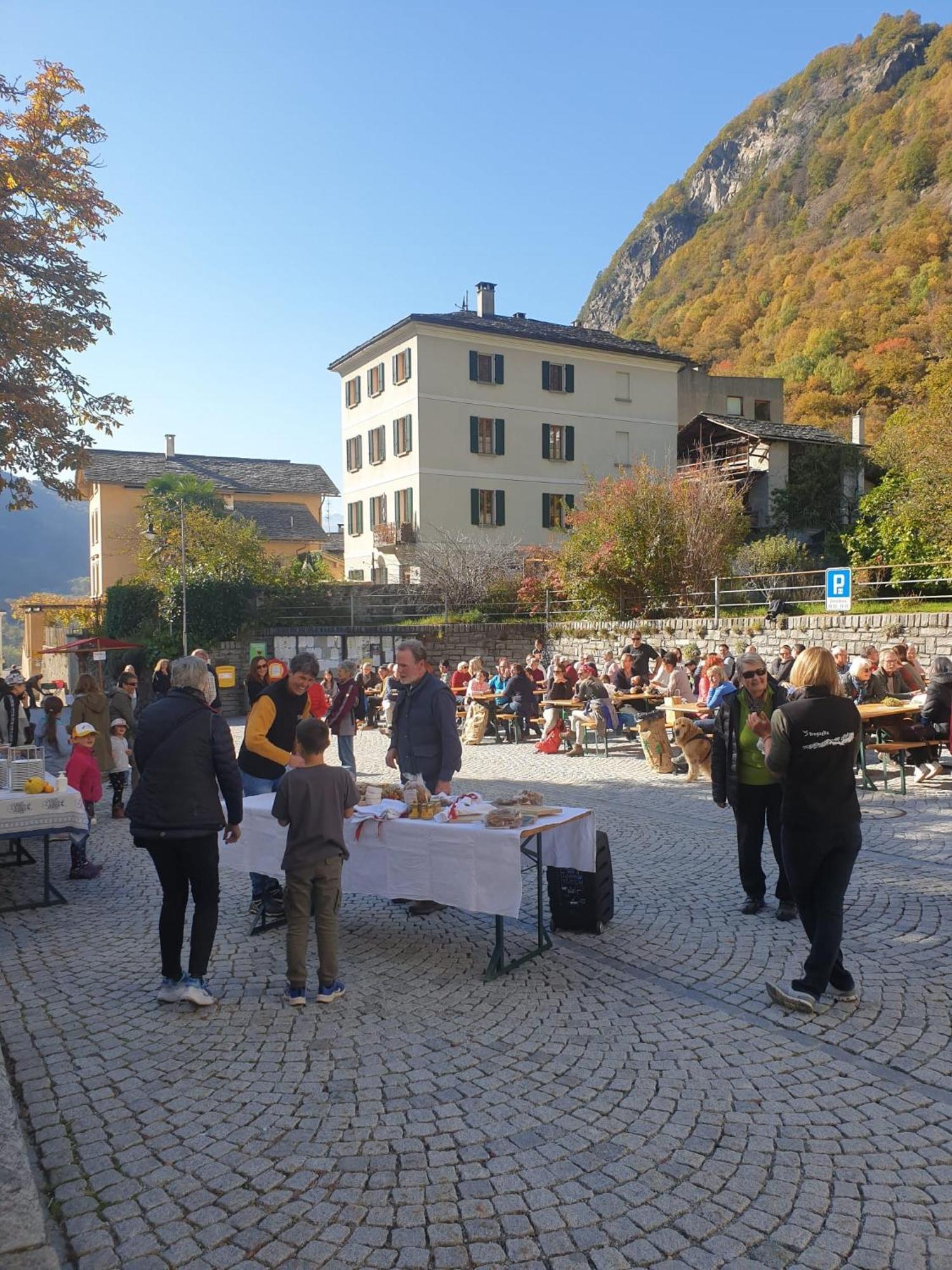 Casa Pool Tra St Moritz E Il Lago Di Como Castasegna Εξωτερικό φωτογραφία